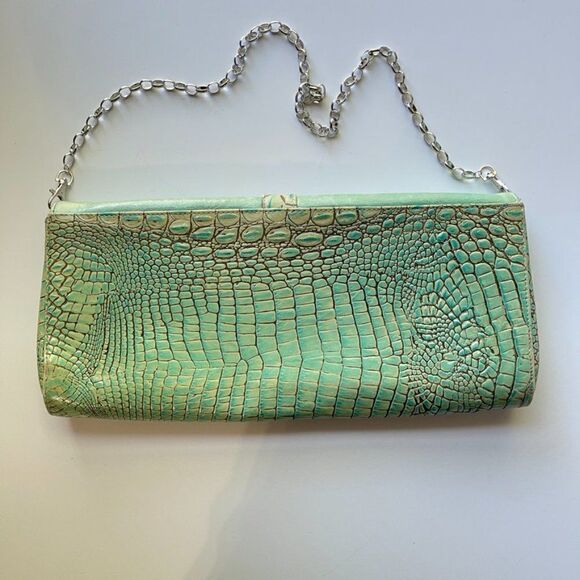 Michelle Monroe RARE Croc Embossed Clutch with Chain Shoulder Strap - Picture 2 of 13